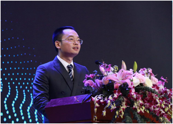 篤行致遠(yuǎn) 使命前行 萬(wàn)象品牌2021全國(guó)合作商年會(huì)順利召開(kāi)!