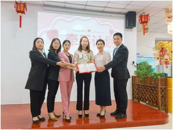 心系公益事業(yè)發(fā)展，眾企業(yè)愛心牽手公益行