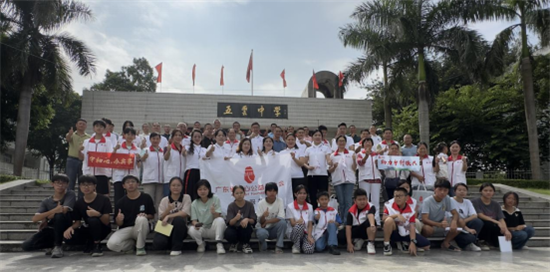 公益路上，奮力追光丨亞獅金屬企業(yè)參與揭西助學(xué)活動(dòng)